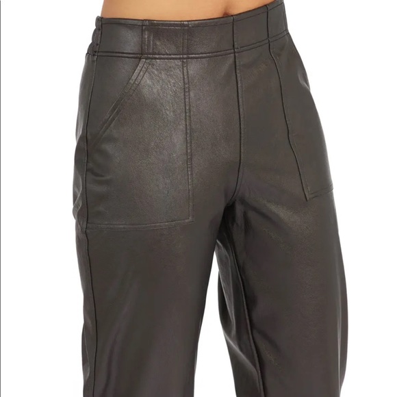 NEW! SPANX Faux Leather Jogger Pants BLACK, SIZE MEDIUM. 0864 - Picture 6 of 12